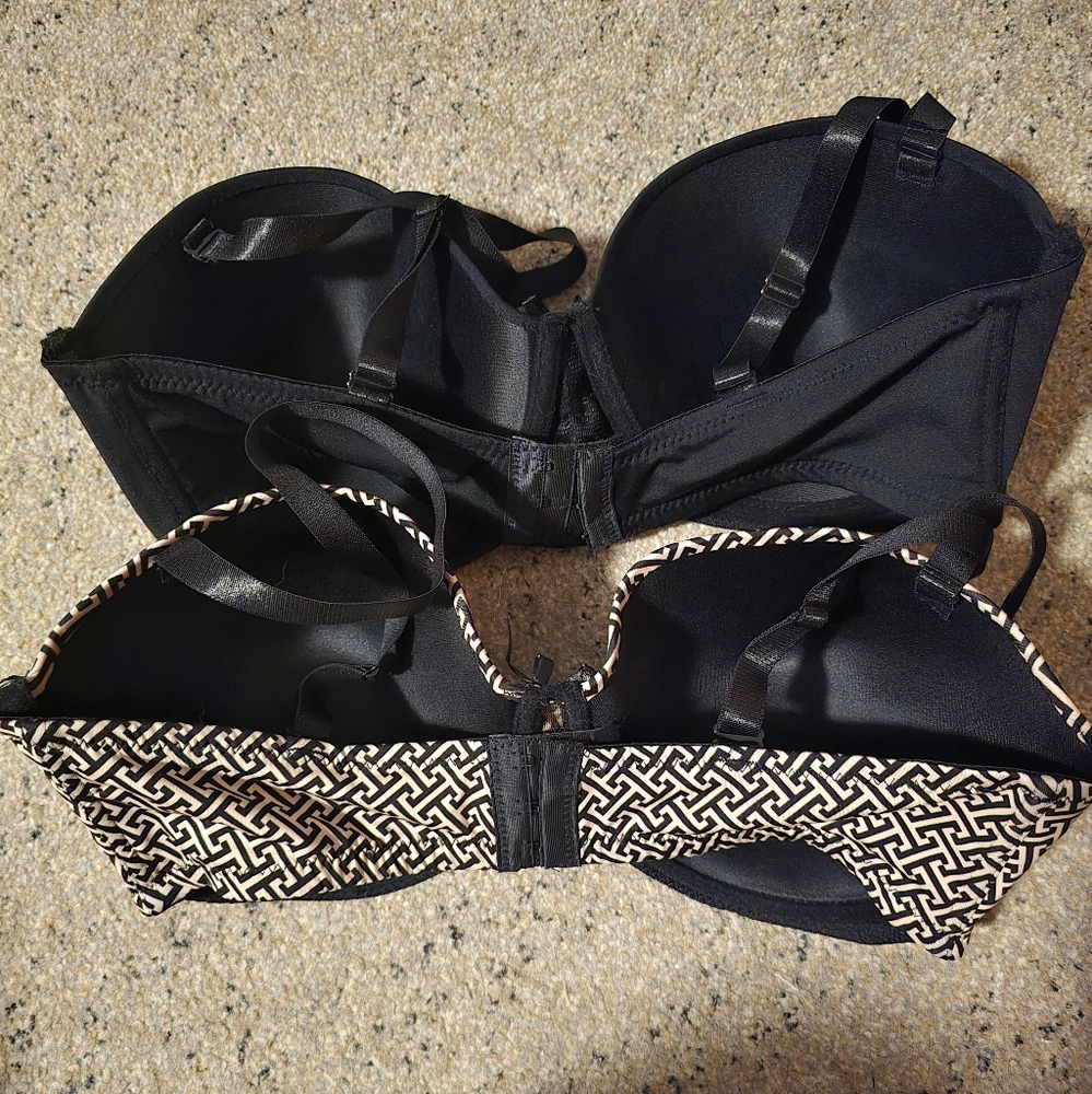 38D Bras - Picture 3 of 4